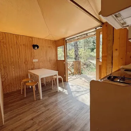 4 étoiles - Piscine - Ccbgbac Camping 4*